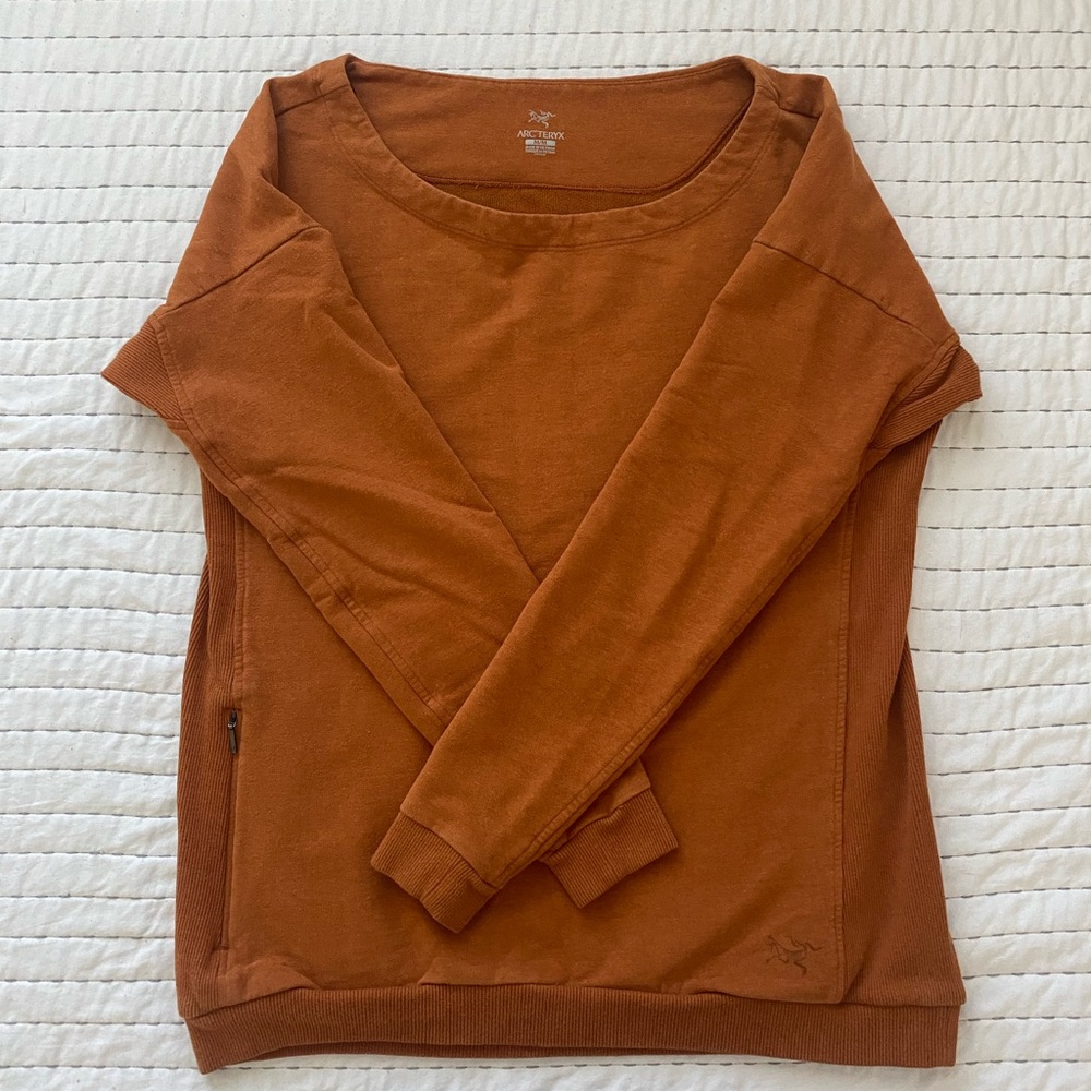 Arc'teryx Women's Rust Mini Bird Boatneck Sweatshirt